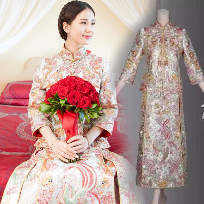 中式旗袍,龙凤褂,秀禾服等传统中式风格的服装在选择新娘妆容的时候